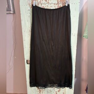 Women’s Black lace midi slip skirt with back slit